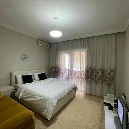 Npazar Apartment Tirana Zewnętrze zdjęcie
