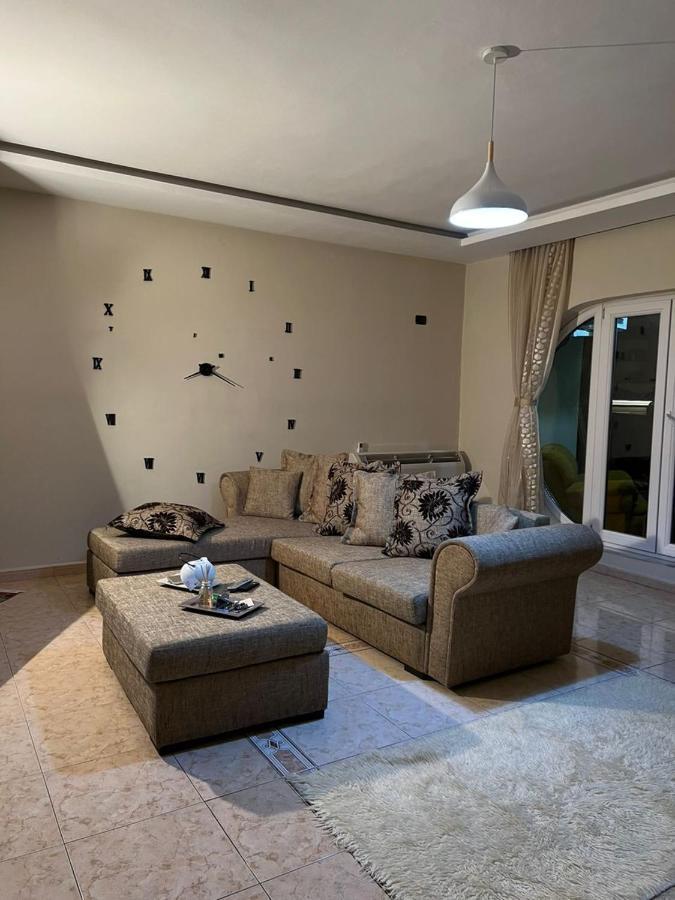 Npazar Apartment Tirana Zewnętrze zdjęcie